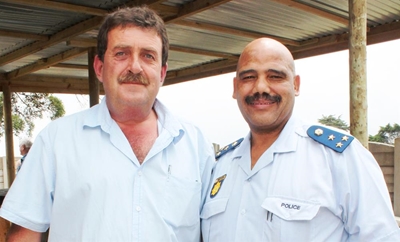 'Groot leier' in polisie verplaas